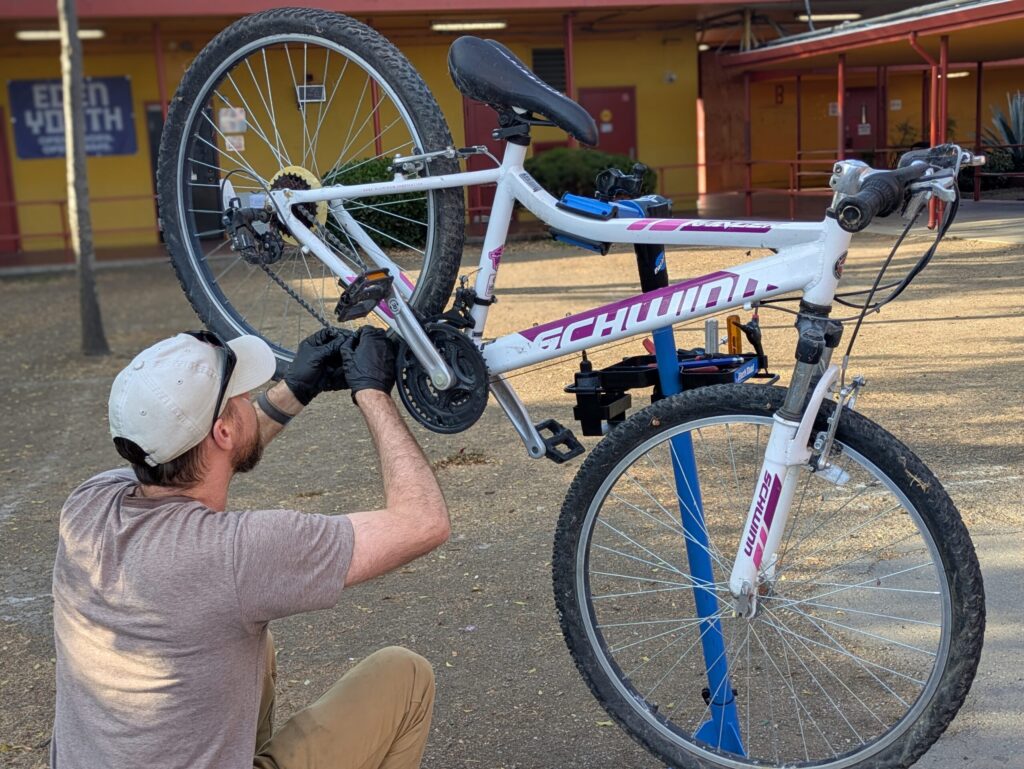 PXL_20250912_004205232.PORTRAIT